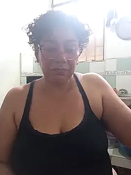 Músculos, nalgas apretadas, tetas. - video od modelky/modela Pupi-Lanegra