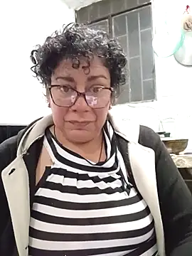 En cuatro y culo - video by Pupi-Lanegra cam model