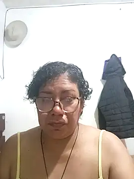 Desnuda y coño - ক্যাম মডেল Pupi-Lanegra-এর ভিডিও