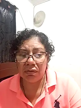 Rebotar tetas coger almohada - ক্যাম মডেল Pupi-Lanegra-এর ভিডিও