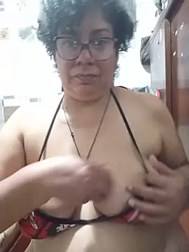 Abrir coño - vídeo de la modelo de cam Pupi-Lanegra
