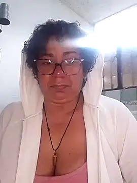 Desnuda - video by Pupi-Lanegra cam model