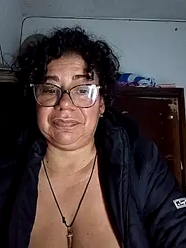 Masturbar con dedo, ver culo, dildo - video by Pupi-Lanegra cam model