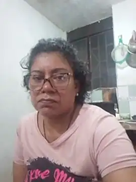Desnuda y ver culo – video af Pupi-Lanegra
