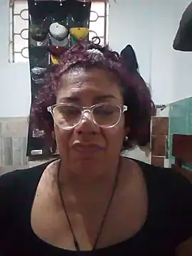 Desnuda, masturbar con dildo y orgasmo – video af Pupi-Lanegra
