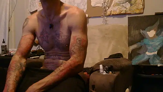 [19 Apr 23:30] Private Show – video modela na kameri TheOneYouLove69