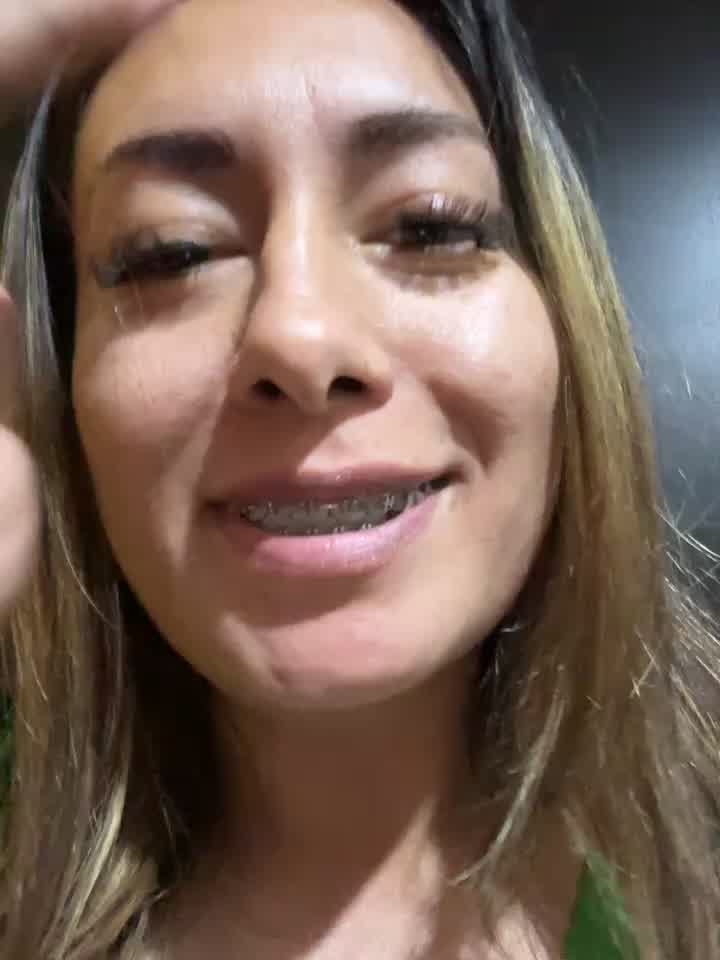 They wet it too much - IAmScarlettLove adlı kamera modelinin videosu