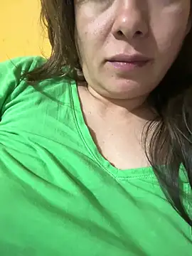 Fuck me NOW... My bed is alone without you - IAmScarlettLove adlı kamera modelinin videosu