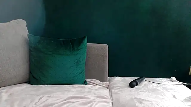 Hard mommy fuking😈😈 - video by innocent_Aphrodite cam model