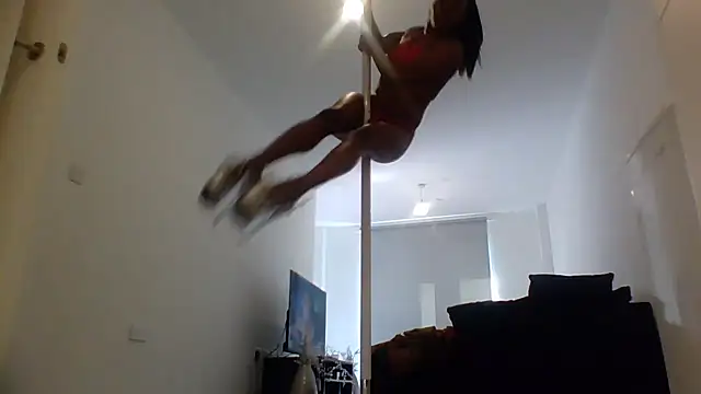 [19 Sep 13:26] Public Show - Vídeo de Cinderellajewelsofficial, modelo de vídeos