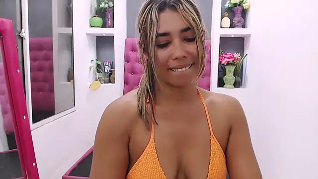 [30 Nov 12:49] Private Show – video od webkamerové modelky Dona_Tela