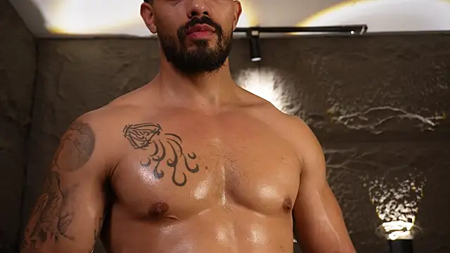 [9 Apr 19:01] Private Show - DannSaenz 캠 모델의 동영상