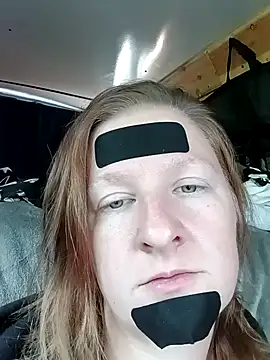 [3 Oct 10:23] Public Show: Imagine spoiling me pretty. Tomboy to bombshell transformation. - video by Feralfealty cam model