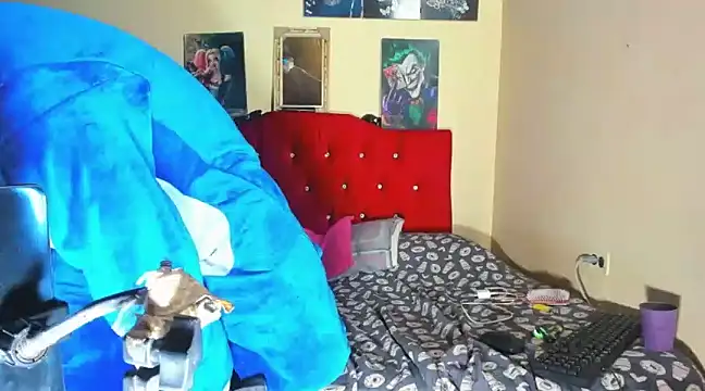 black boy with 25 cm cock pulls it until he cums twice - ক্যাম মডেল blackWhite_hot-এর ভিডিও