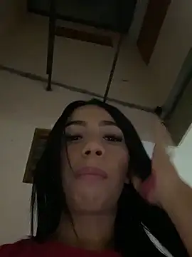 Naked touching myself in the patio of my house and giving you milk from my tits - video by Lina10 cam model