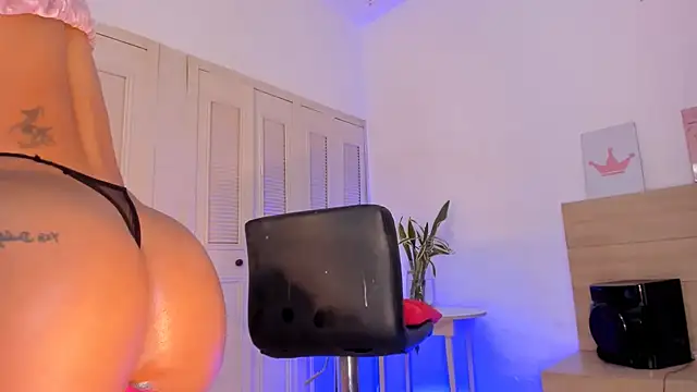 [12 Nov 04:41] Private Show - video by Cata_Leyax cam model