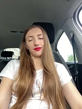 feet on pedal - video by KateRedgar cam model