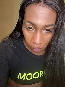 Bossy ass — filmik Moorella1, modela(-lki) na kamerkach