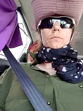 [1 Jul 11:11] Spy Show - video by kellyterapy cam model