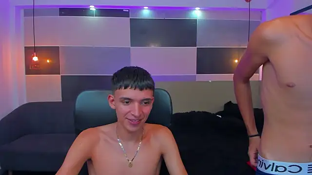 DOGGY STYLE Very sexy - video by Juan_Nd_Steven cam model