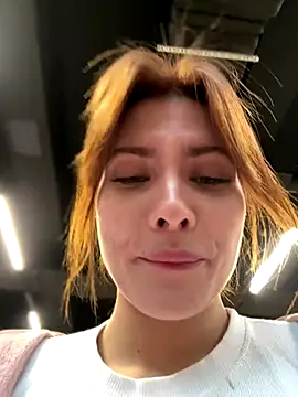 Masturbating my pussy, showing my breasts in the gym - video by Assole cam model