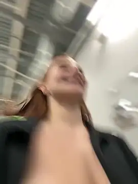 I strip down to my chins in the public locker room, will they catch me - video by Assole cam model