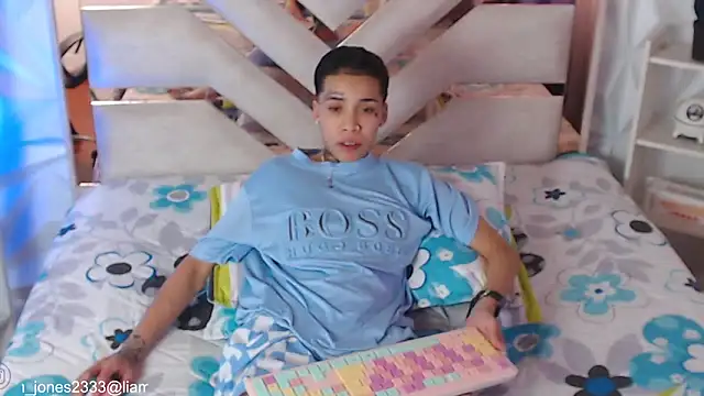 Look my nice ass and my pussy open– Jonesliam23 kameramodell videója