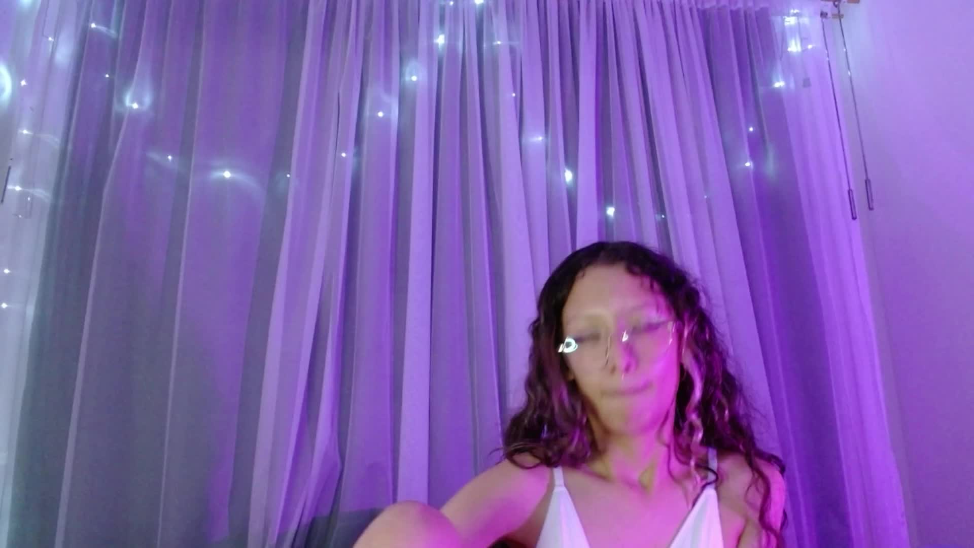 show pussy and anal - video by abbycutecs cam model