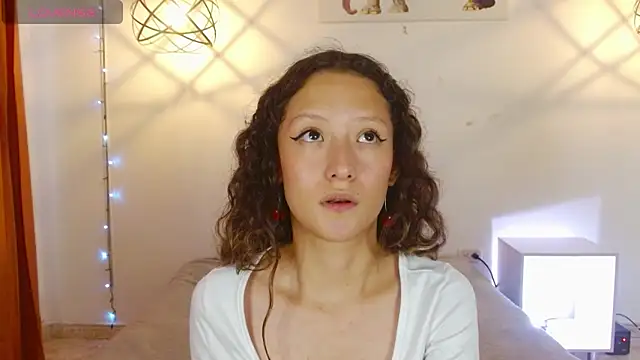 suck fingers to my wet pussy💦✌👅🌸 - video by abbycutecs cam model