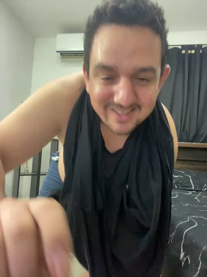 striptease - video by Arturolover cam model