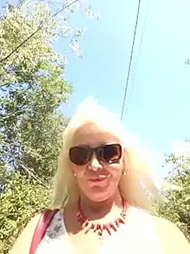 Kiss - video by CassandraSandra44 cam model