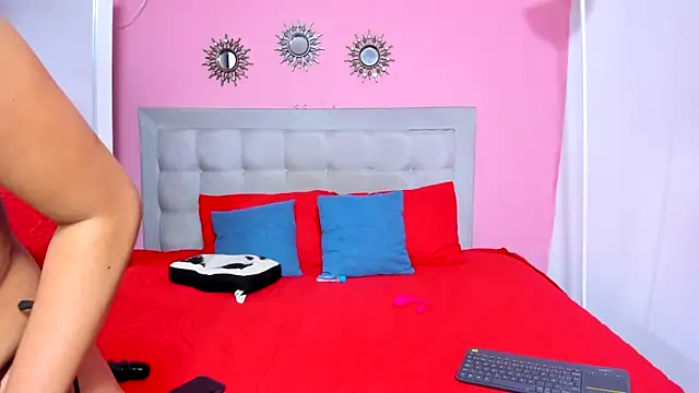 [5 Apr 22:56] Private Show – видео вебкам-модели vanesasexyhot21