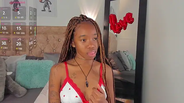 dance and hot show - video by Rihana_hot01 cam model