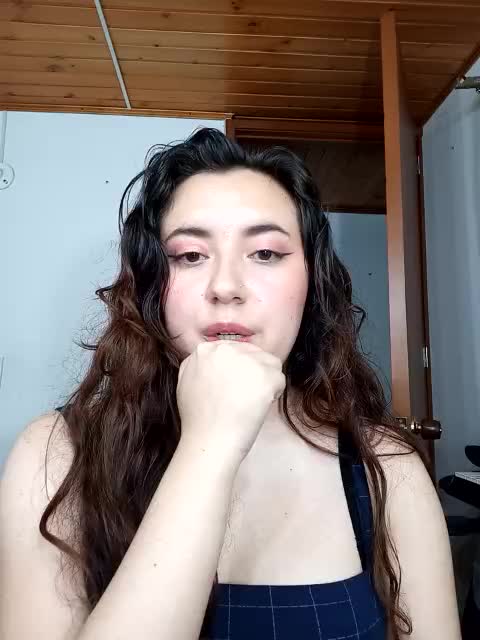 Suck fingers
