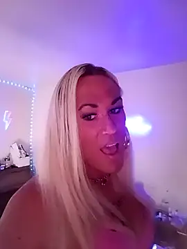 Girlcock spanking and lovely dildo suck - video by Connie_Pepper cam model