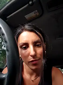 Show at car - ক্যাম মডেল Izabella_Bella-এর ভিডিও