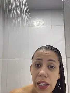SHOWER TIME! - video by AnnbellaRosse cam model