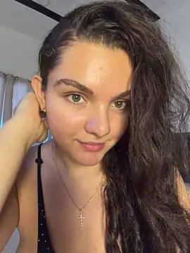 I suck your cock with saliva and very hot