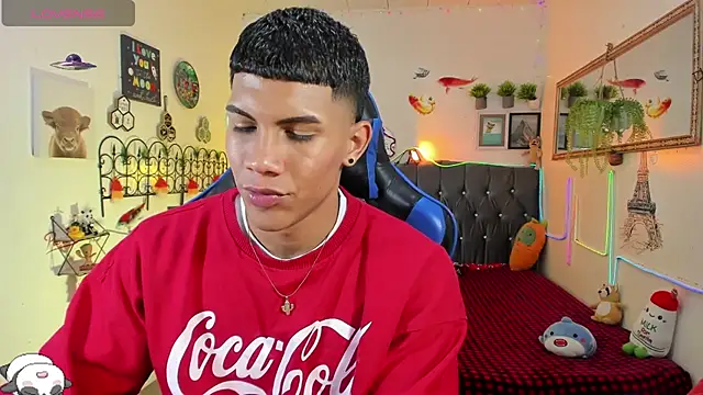 ad - video van Damian_latinxxx cam-model