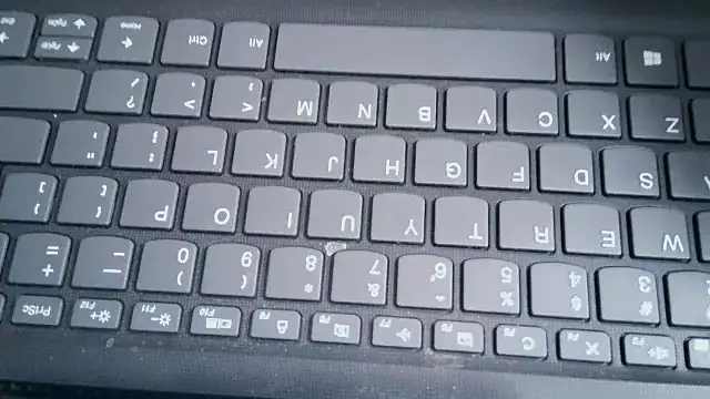 [28 Jul 04:25] Private Show - video di Nyxie_Chaos modella di cam