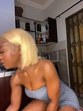 [29 Apr 09:15] Private Show - วิดีโอโดย Prettybooty02 โมเดลแคม