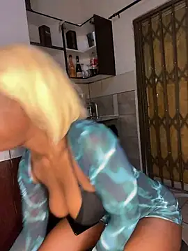 [30 Apr 13:17] Private Show - วิดีโอโดย Prettybooty02 โมเดลแคม