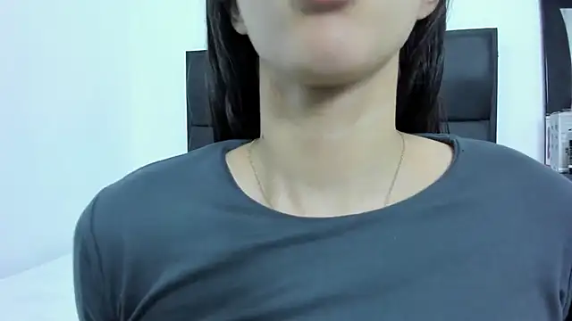 Oil in my boobs and neck while squeezing them with a cord, press me hard