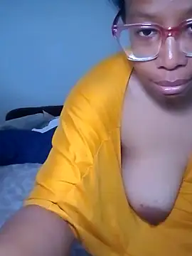 [1 May 12:01] Spy Show - video by madamsensuale cam model