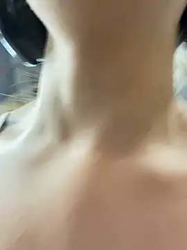 OMG, a sexy walk at the public gym