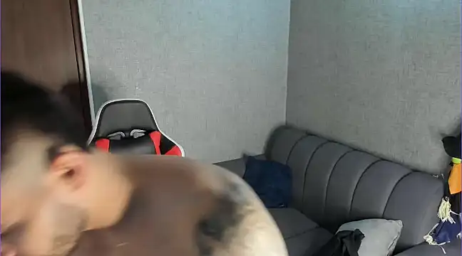 Dildo play - video của người mẫu cam Ricardogo19