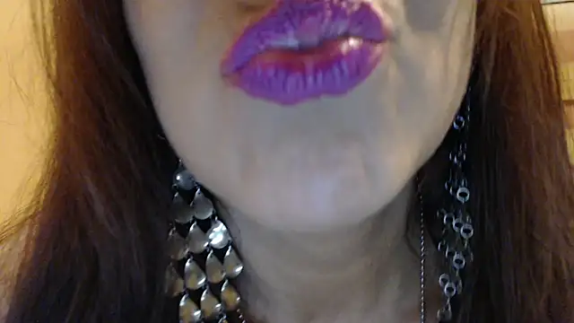 Pound me back, doggie DIRTY TALK - video by Wet_Vanessa cam model