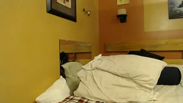 Black long leather boots-I cum 2xs - video của người mẫu cam Wet_Vanessa