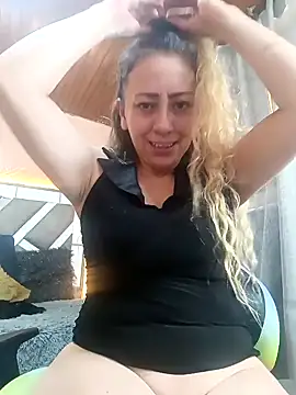 show hot - video by miss_hanna07 cam model