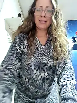 show from my home - video by miss_hanna07 cam model